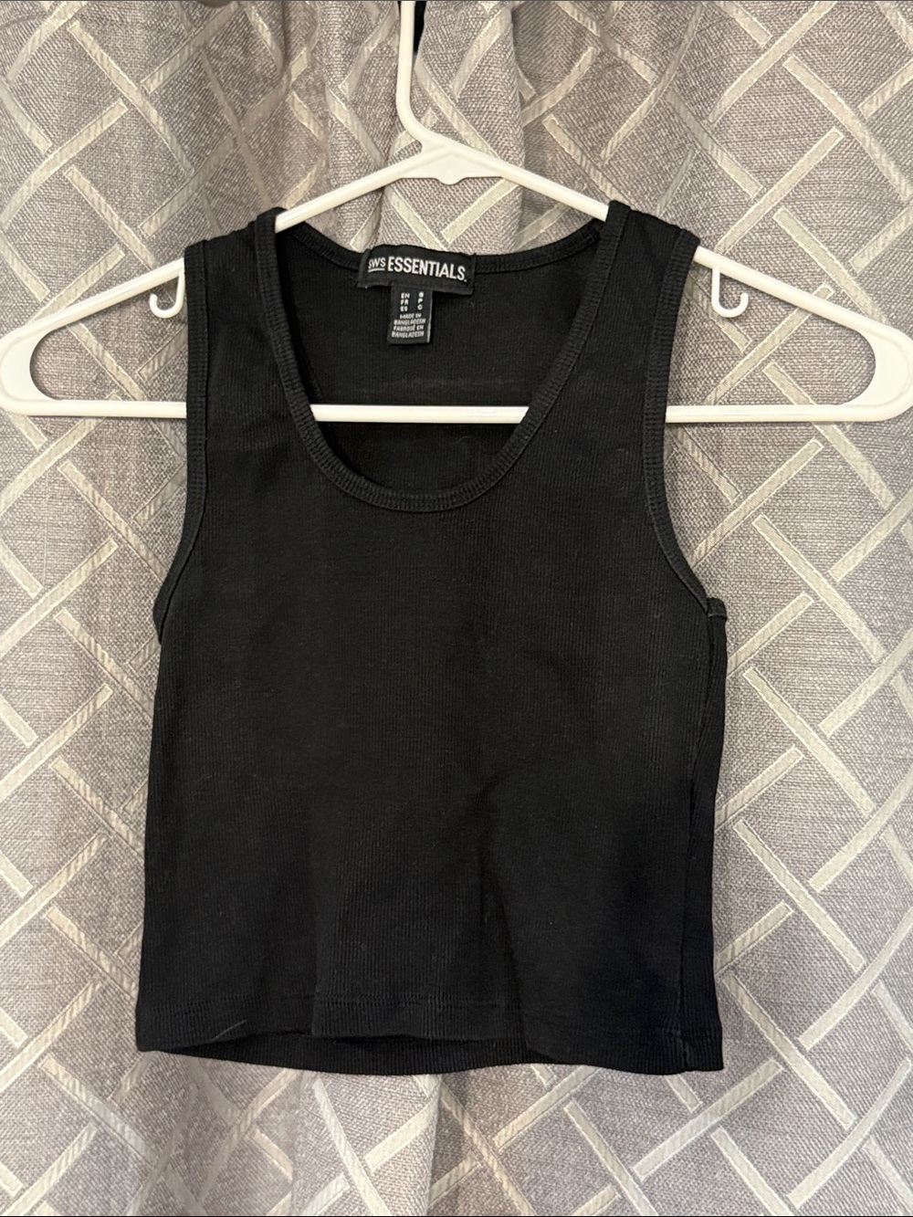 SWS ESSENTIALS Black Ribbed Tank Top with Scoop Neck